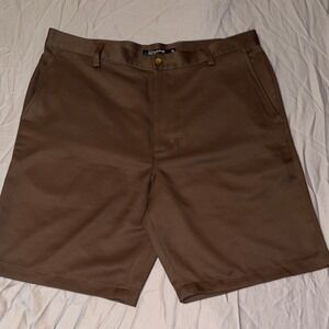Chaps Men's Brown Golf Shorts